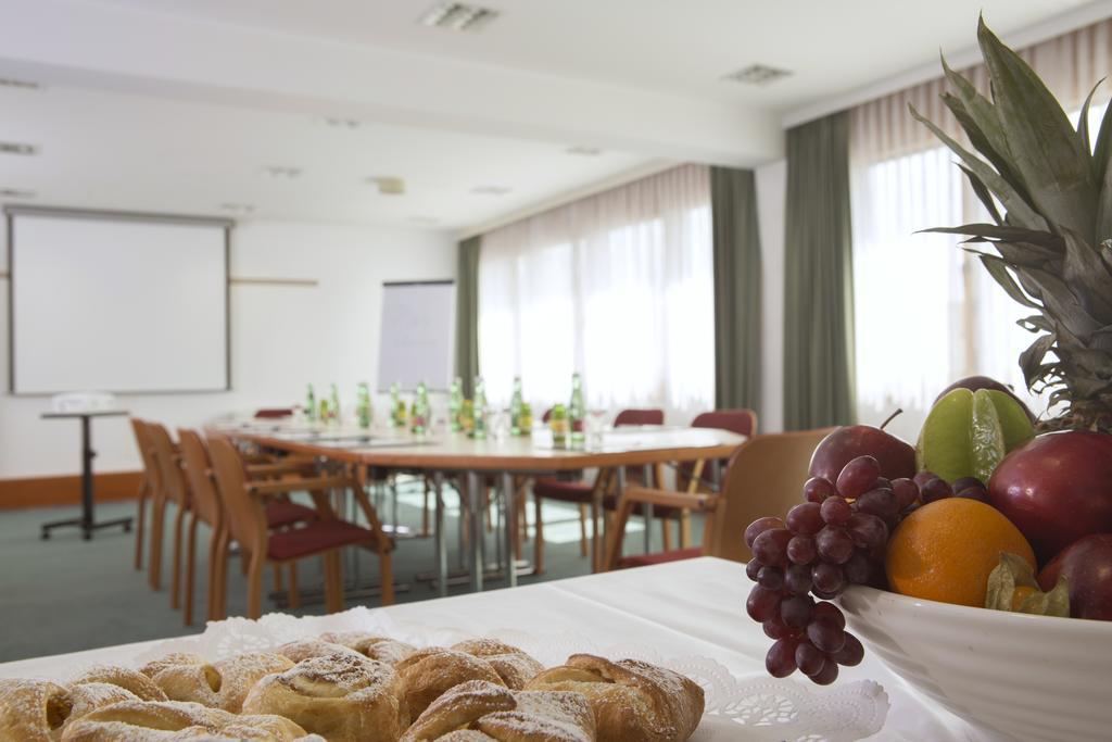 Hotel Burgenland Eisenstadt Exteriör bild